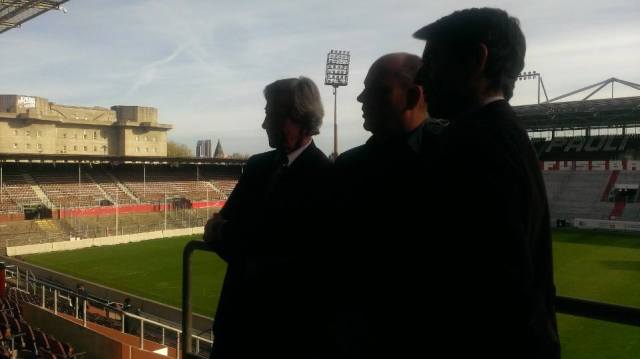 Fototermin im Millerntor Stadion